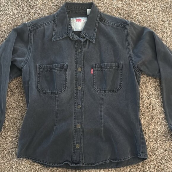 Levi's Black Button Down Shirt for Women - Picture 2 of 7